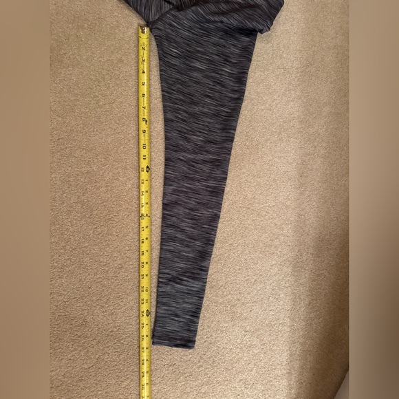 NWT Tek Gear Leggings Gray Patterned Size Small - Picture 6 of 6